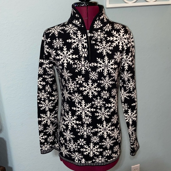 Like new Neve Jane Snowflake 1/4 Zip Sweater Size small - Picture 1 of 13